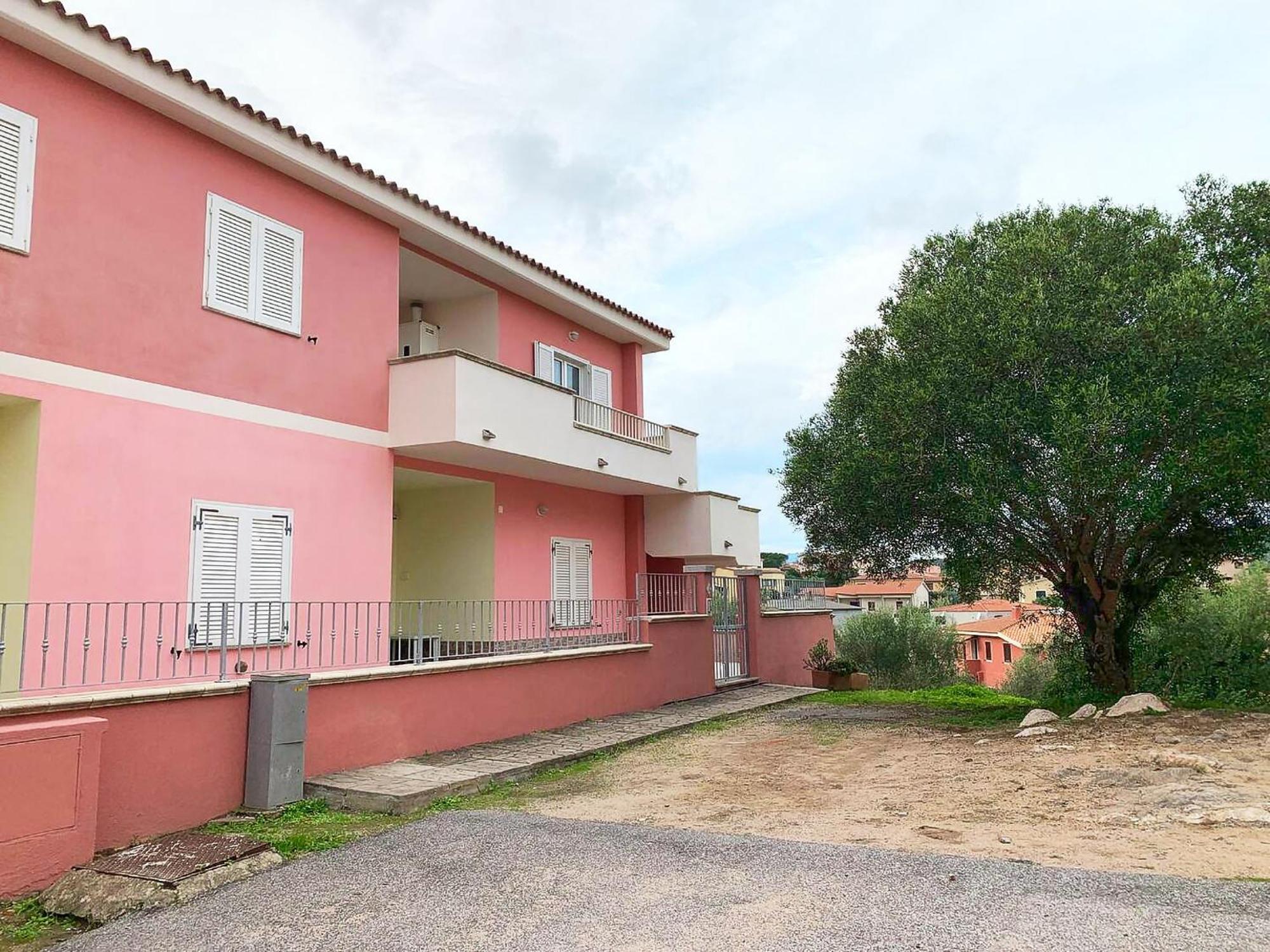 Tramontana Vista Mare 300M Dalla Spiaggia Golfo Aranci Exterior foto